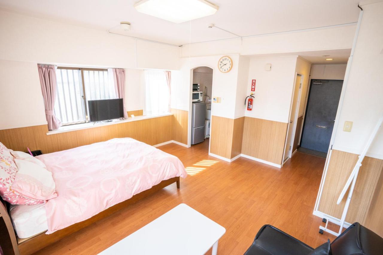 スマイルハイツ Appartement Naha Buitenkant foto